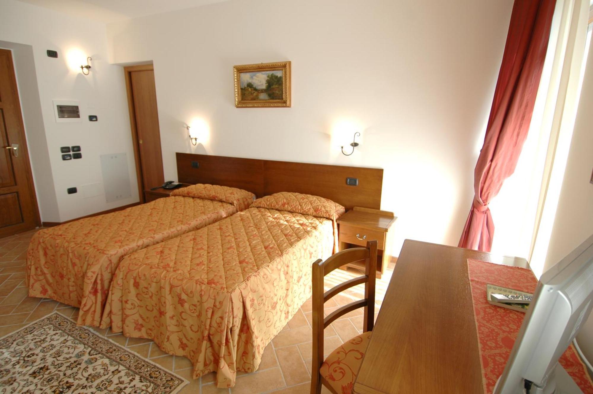 Colleverde Country House & Spa Urbino Exteriör bild