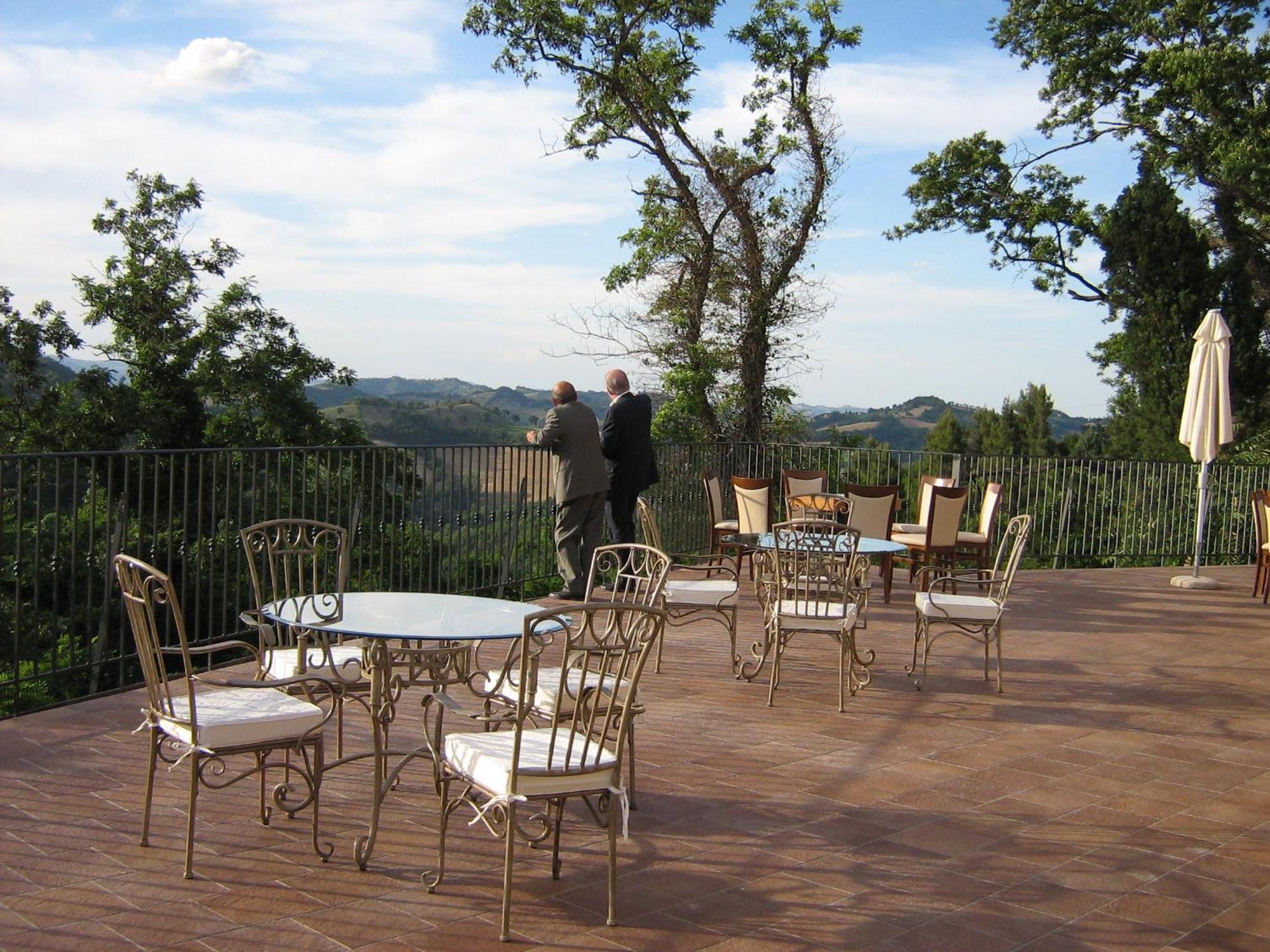 Colleverde Country House & Spa Urbino Exteriör bild