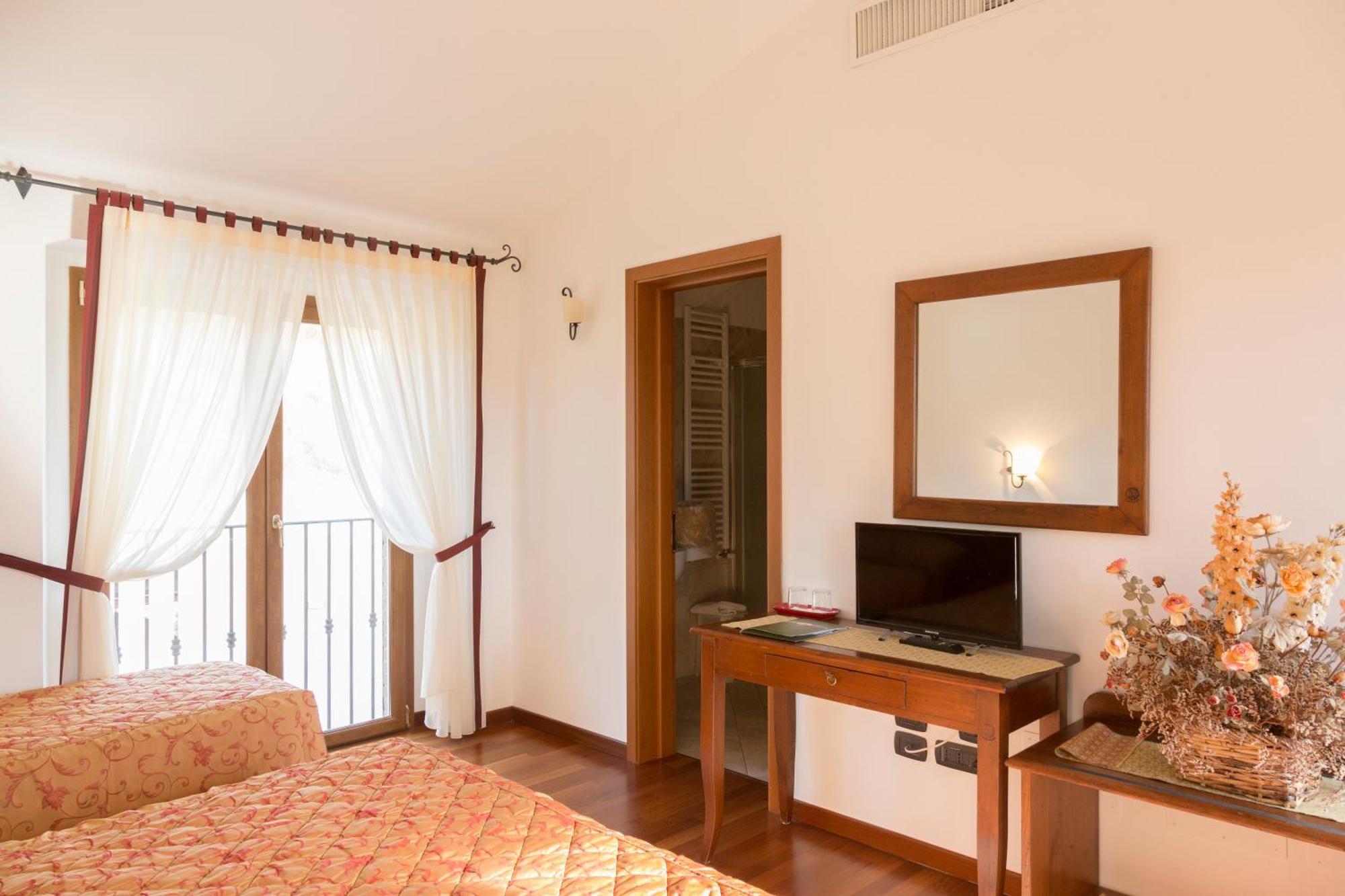 Colleverde Country House & Spa Urbino Exteriör bild