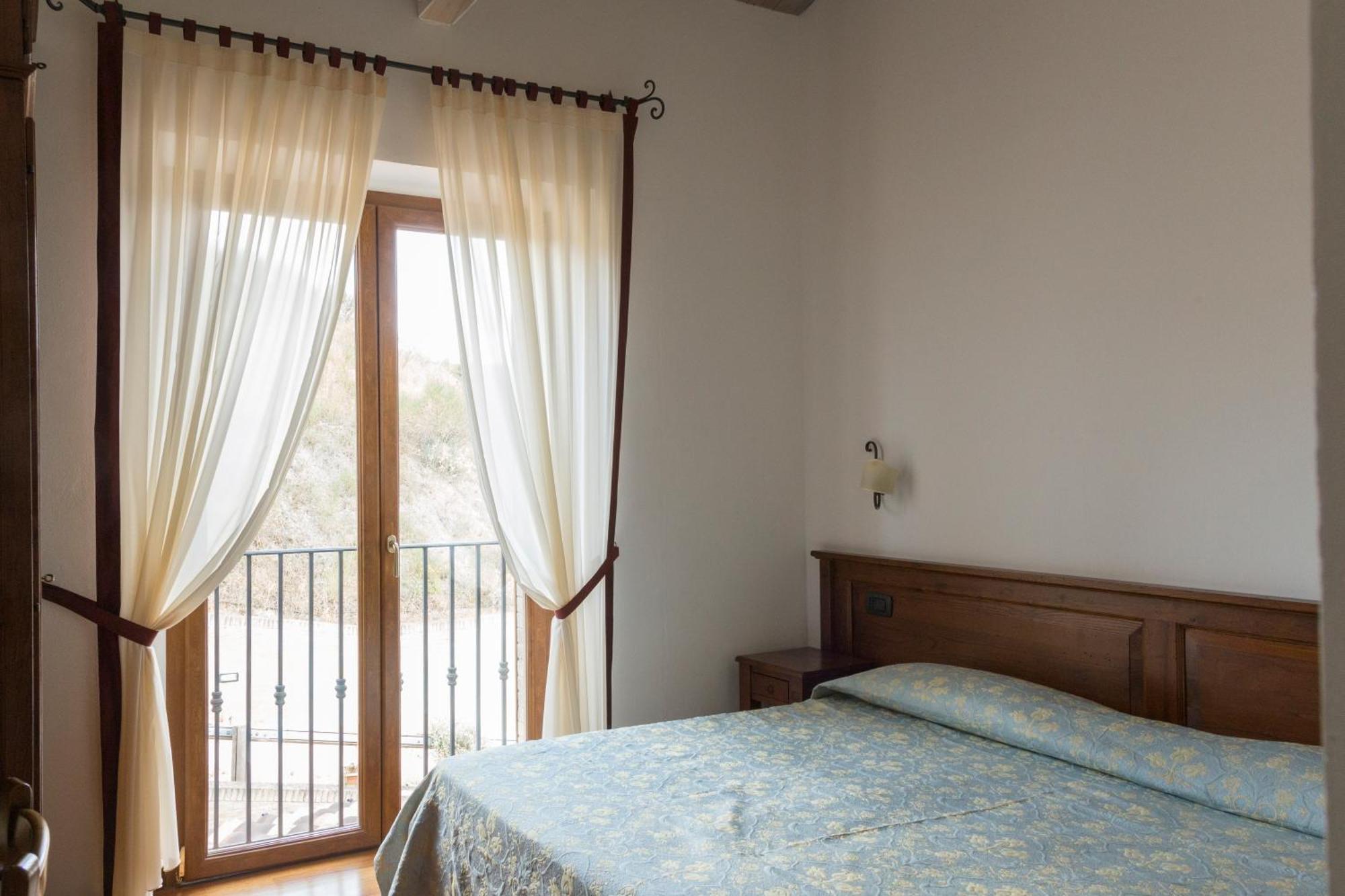 Colleverde Country House & Spa Urbino Exteriör bild