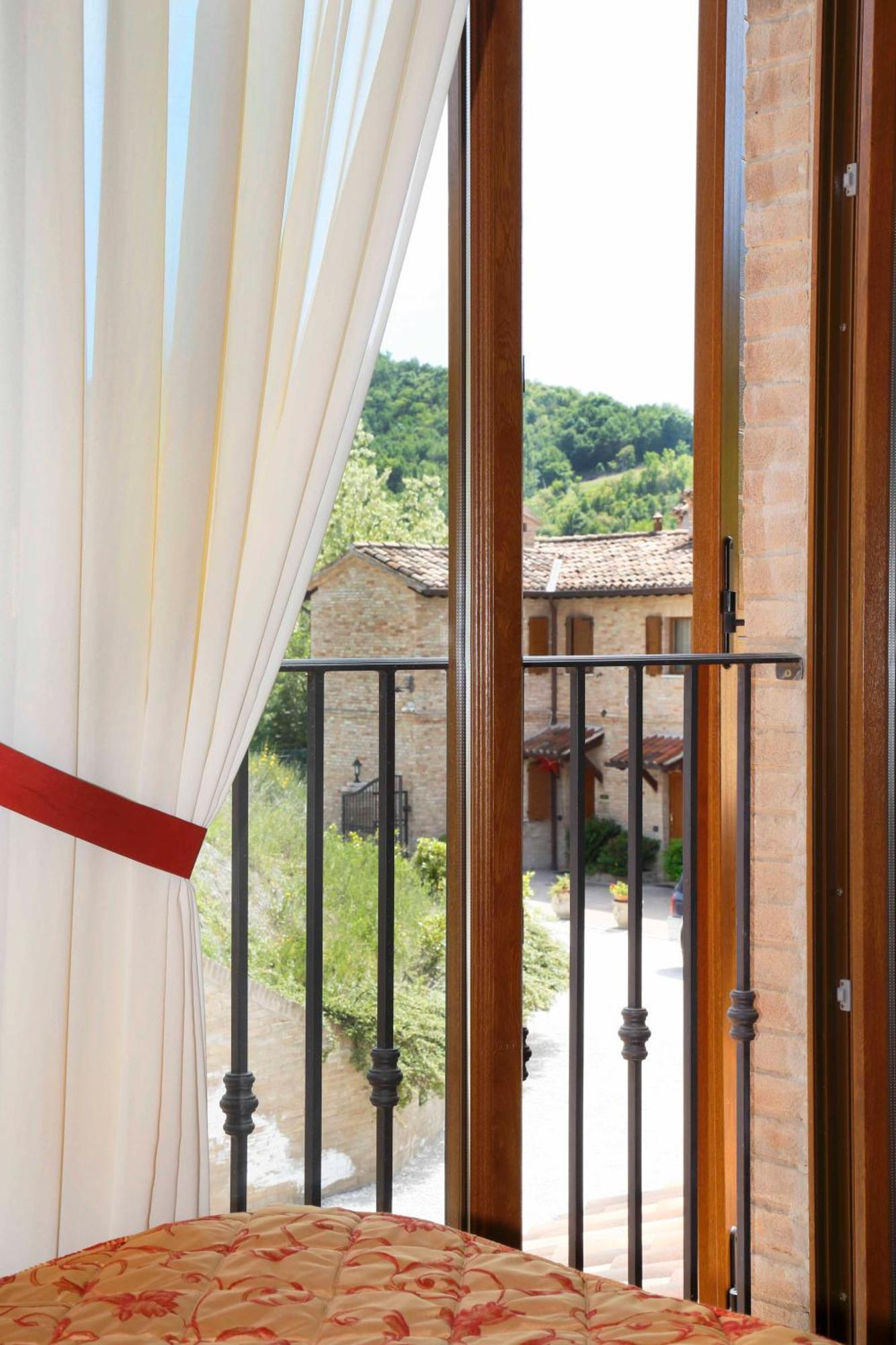 Colleverde Country House & Spa Urbino Exteriör bild
